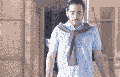 我有独特的下楼方式，就是有点疼