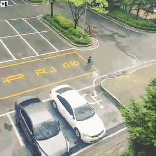 自动刹车系统测试，就喜欢这种自信