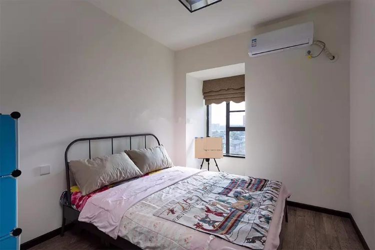 工业风的小户型空间，与众不同的75平婚房二居室！