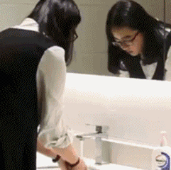 很酷炫的自行车嘛，就是有点慢