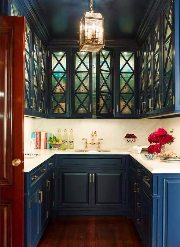 浪漫优雅神秘的蓝色风，放在厨房太合适了！