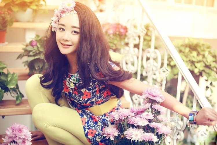 海陆最新花漾写真 迷蒙眼神荡漾暖意