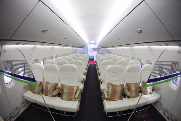 国产大型客机C919将首飞：突破技术封锁真正属于中国