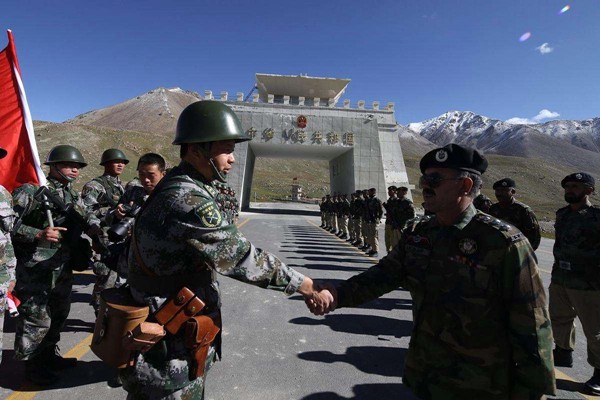 世界上最强大的伊斯兰国家，与中国边境不设防