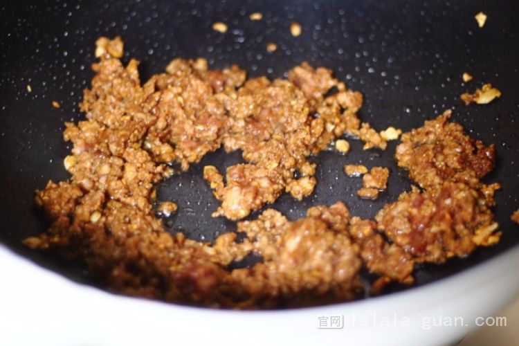 豆腐这么做，又好吃又下饭，常吃还能促进孩子的骨骼生长