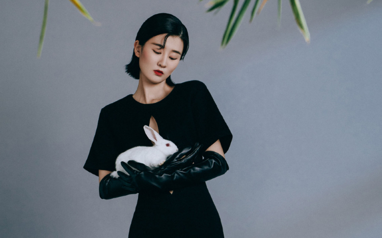 乔欣性感复古写真