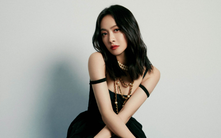 宋茜性感小黑裙写真