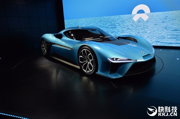 帅爆！雷军的新座驾：售价千万国产顶级电动超跑