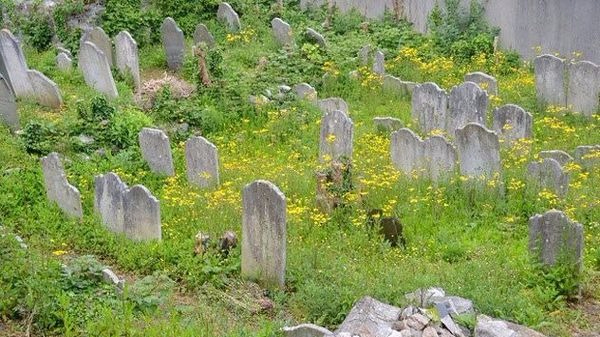 世界上那些通过在线地图发现的神秘墓地！