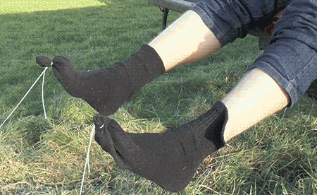 我有独特的下楼方式，就是有点疼