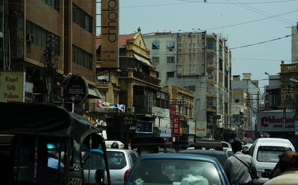 世界上最强大的伊斯兰国家，与中国边境不设防