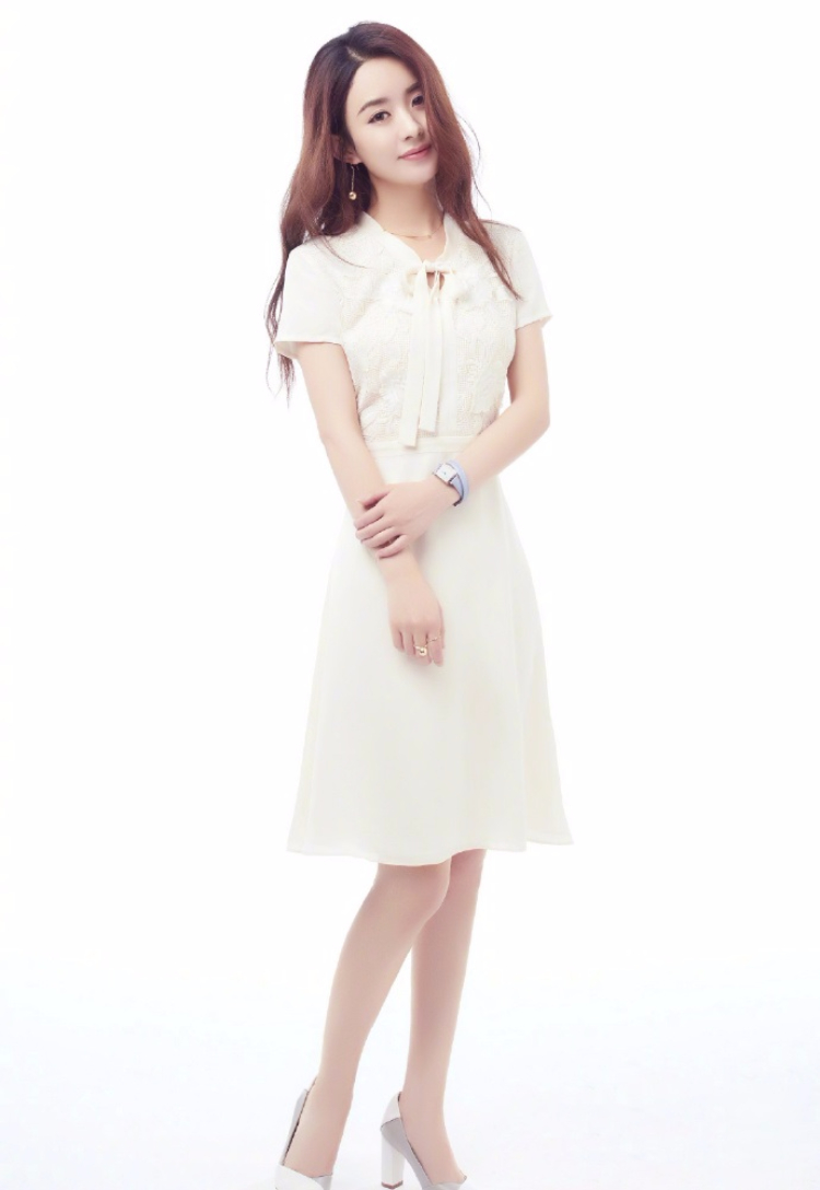 赵丽颖时尚大片 很清新很自然