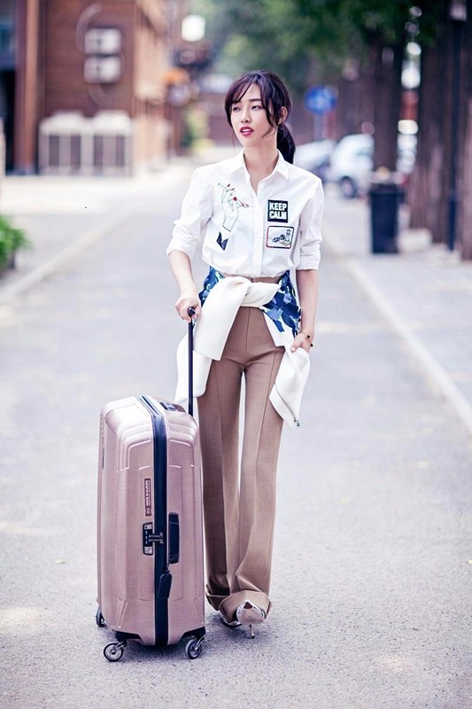 白百何早春时尚大片 温暖阳光活力四射