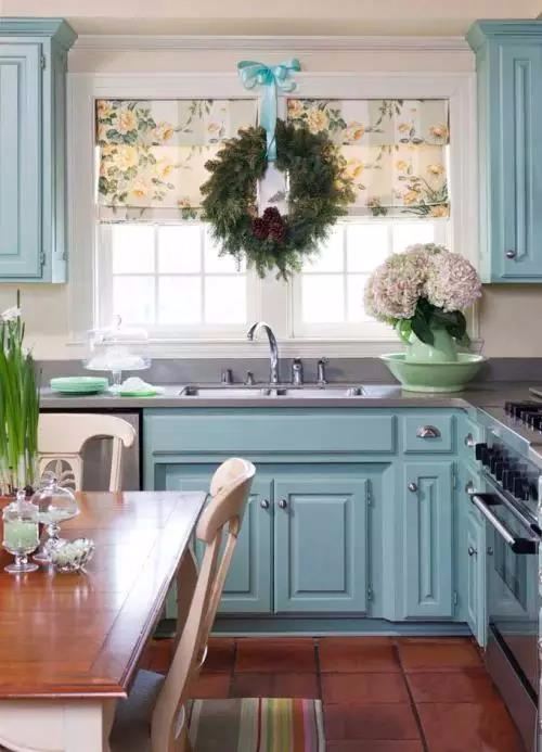 浪漫优雅神秘的蓝色风，放在厨房太合适了！