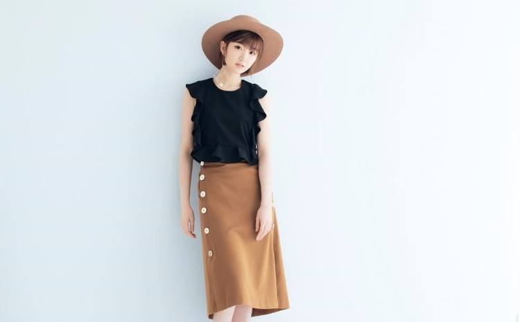 毛晓彤甜美与霸气兼并的写真