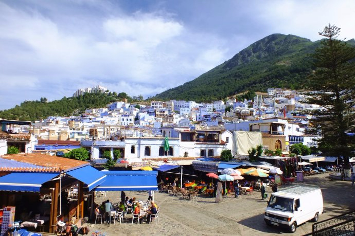 梦幻般的蓝色小城舍夫沙万