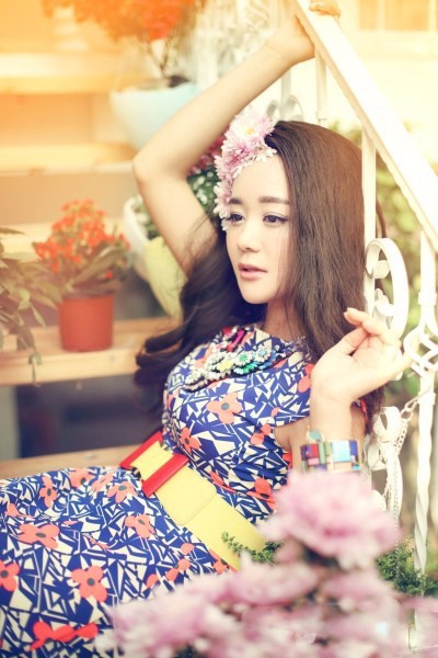 海陆最新花漾写真 迷蒙眼神荡漾暖意