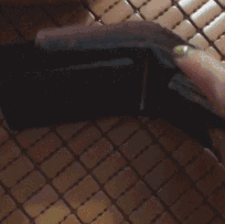 搞笑GIF：遇到这样的媳妇，我真的被感动哭了