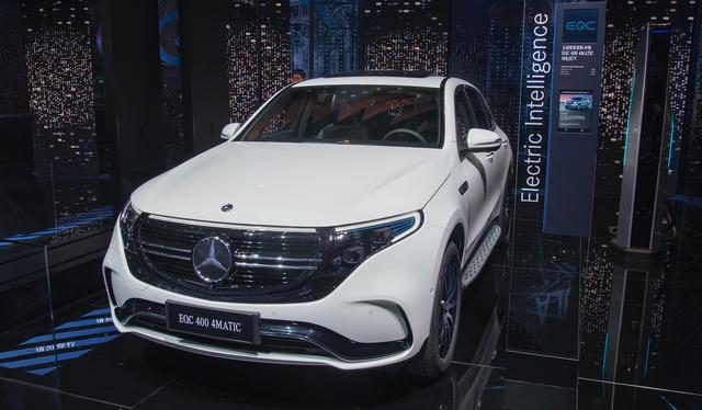 奔驰在华召回近67万辆车，国产占95%，因减配降成本质量问题频发