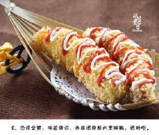 【黄金脆皮香蕉】色泽金黄、味道香浓，外皮很香酥内里鲜嫩，很好吃哦~ #美食# #美食点评#