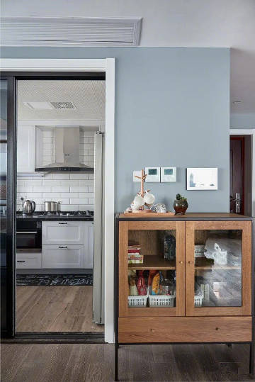 160㎡三口之家，木色打造强大收纳空间。#装修这件事#