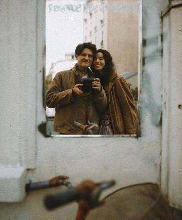 人的一生会遇见2920万人，两人相爱的概率是0.000049，能遇到就别轻易说放弃。