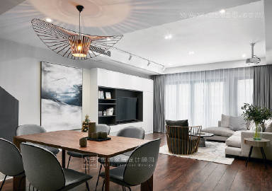 175㎡现代都市风，简单的黑白灰以及温润的木色，营造出温暖安静的氛围。#家居装修#