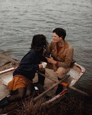 人的一生会遇见2920万人，两人相爱的概率是0.000049，能遇到就别轻易说放弃。