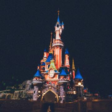 要和喜欢的人看一次迪士尼的烟花?