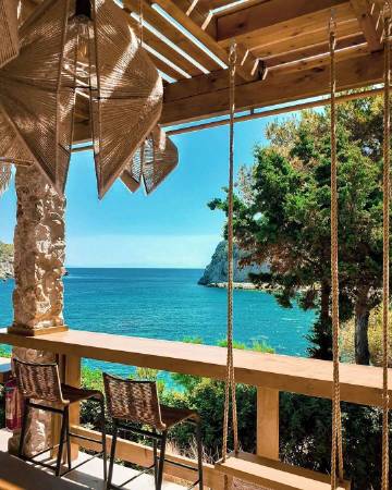 想去海边度个假，享受那片碧海蓝天。