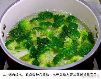 西兰花最简单的做法：味道超棒，主要还有美容抗癌作用。喜欢西兰花的人一定要试试看鸭~