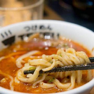 能够吃上一碗热气腾腾的面条，那是相当的幸福了！#不可辜负的美食#