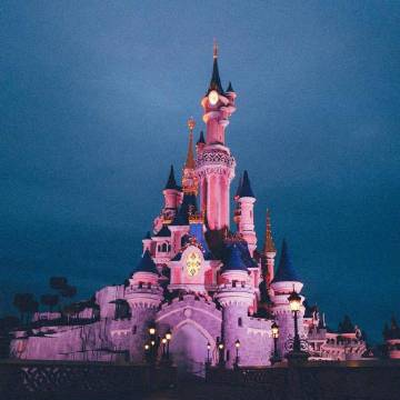 要和喜欢的人看一次迪士尼的烟花?