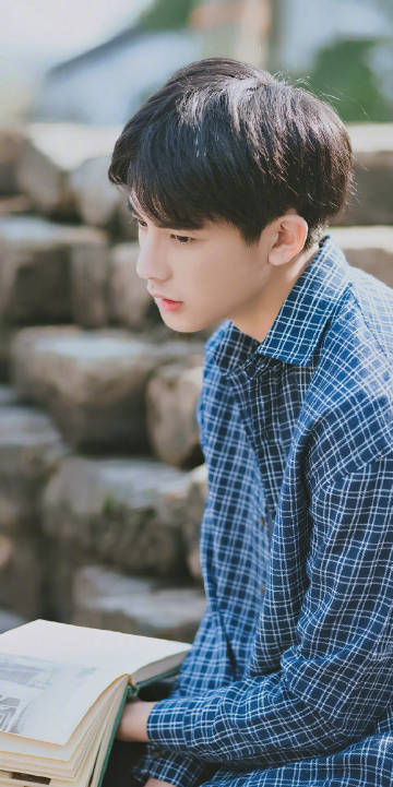 宋威龙是夏天的味道啊