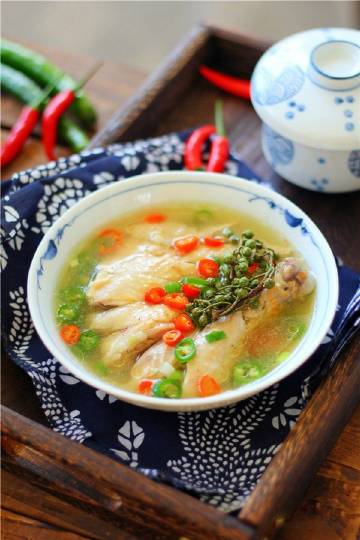 【藤椒鸡】藤椒鸡的家常做法，简单又很美味~  #美食零食控##菜谱#