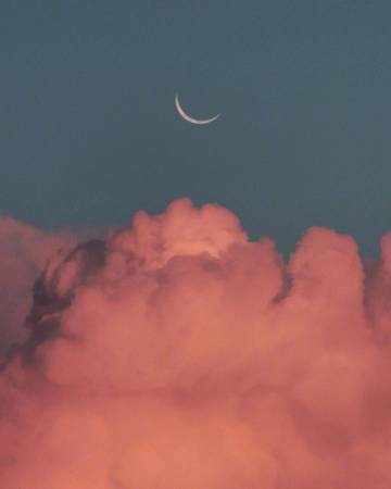 云&月