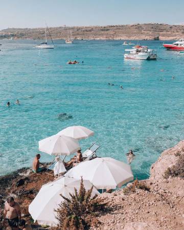 想去海边度个假，享受那片碧海蓝天。