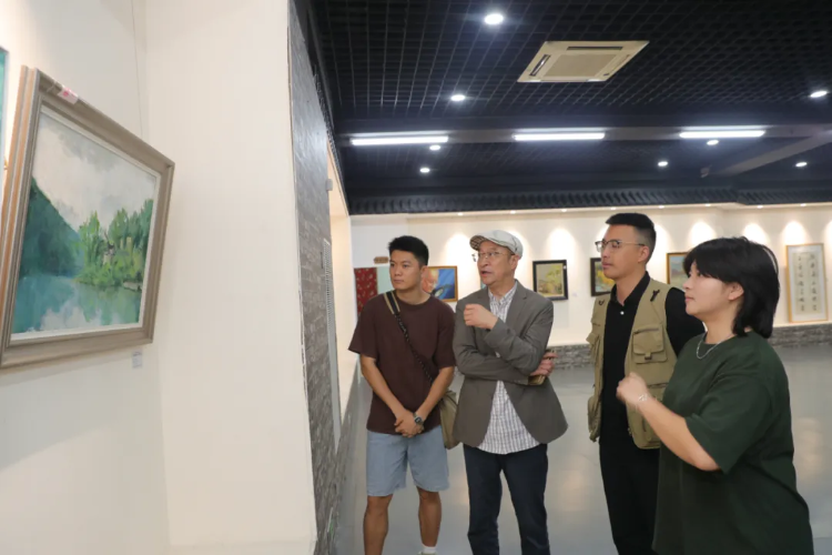 快讯丨“我和我的祖籍国”随手拍暨书画展在南沙区文化馆开幕